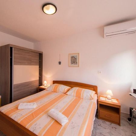 Apartmani Katija Komiža Εξωτερικό φωτογραφία