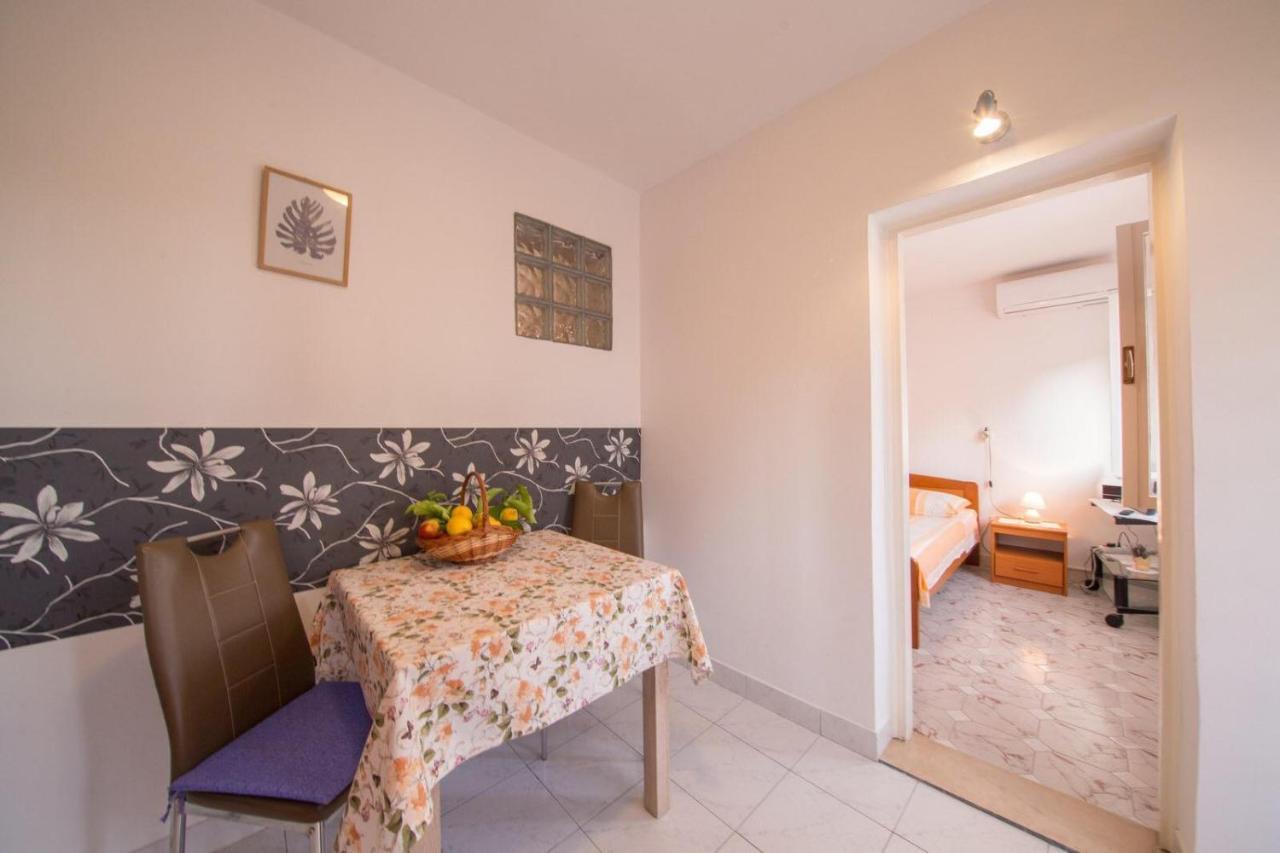 Apartmani Katija Komiža Εξωτερικό φωτογραφία